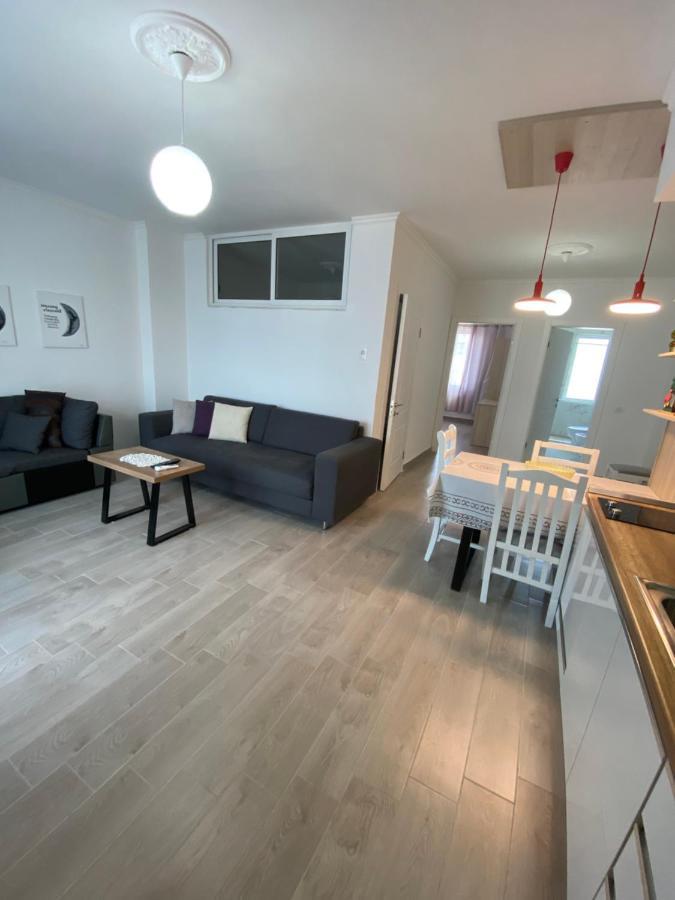 Best Summer Apartment Golem  Exterior photo